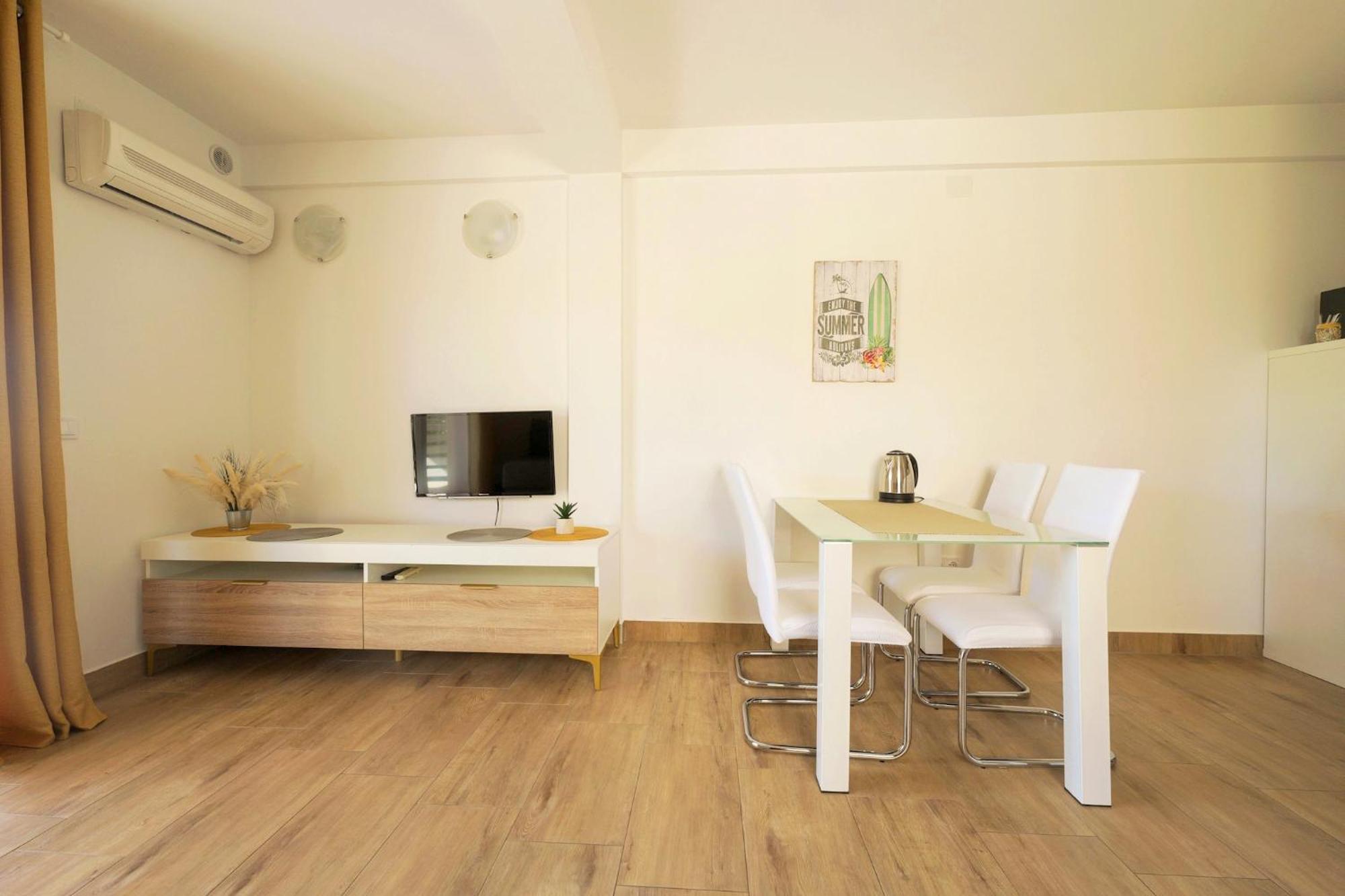 Apartments Chilla *** Lopar Extérieur photo